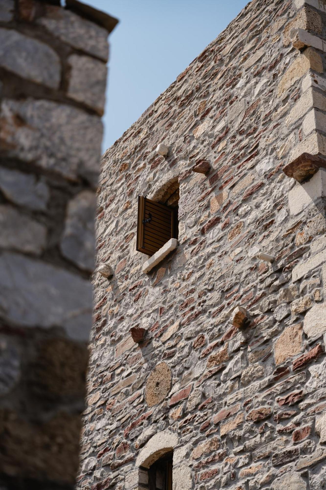 Castle Rizaraki Hotel Kokkala Exterior foto