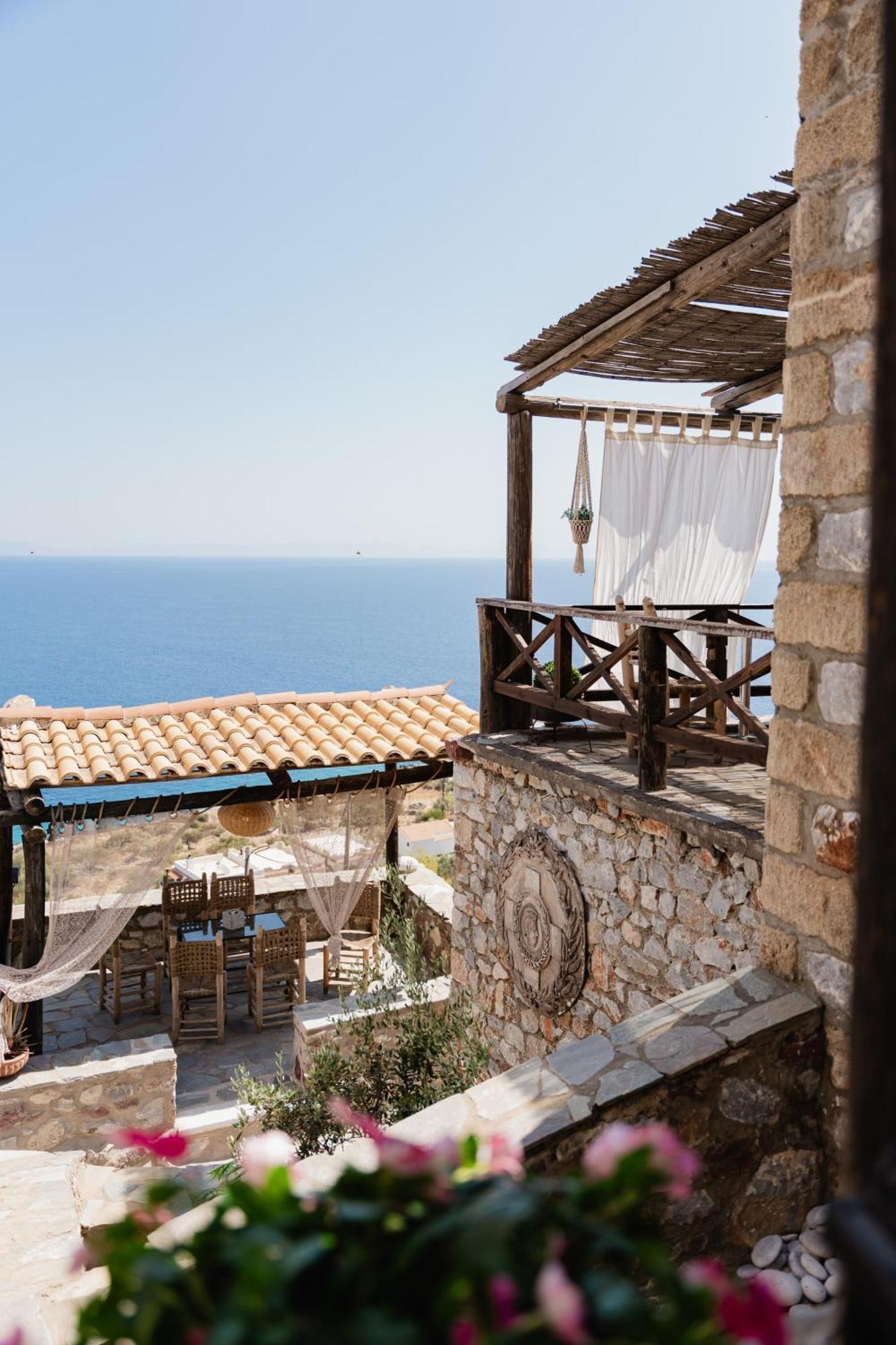 Castle Rizaraki Hotel Kokkala Exterior foto